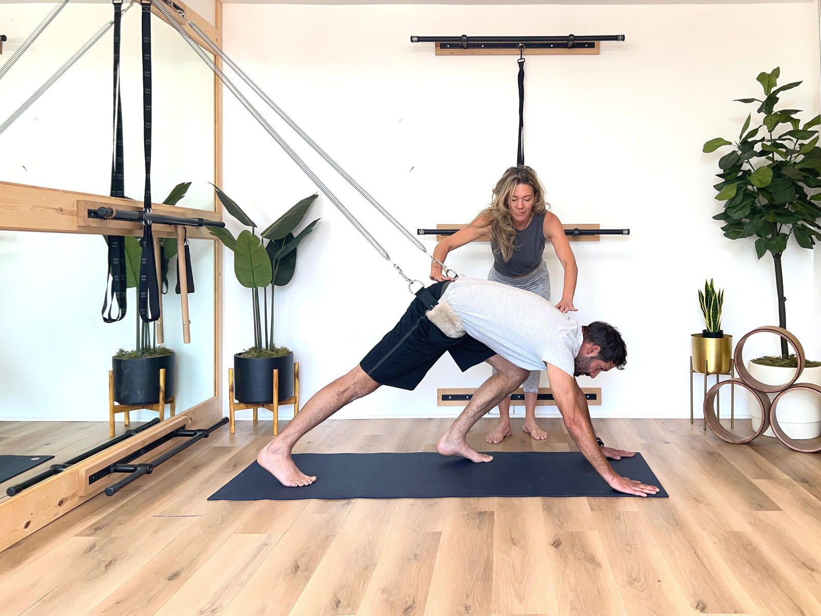 Fascial Stretch vs. Yoga: Which Is Better for Long-Term Health?
